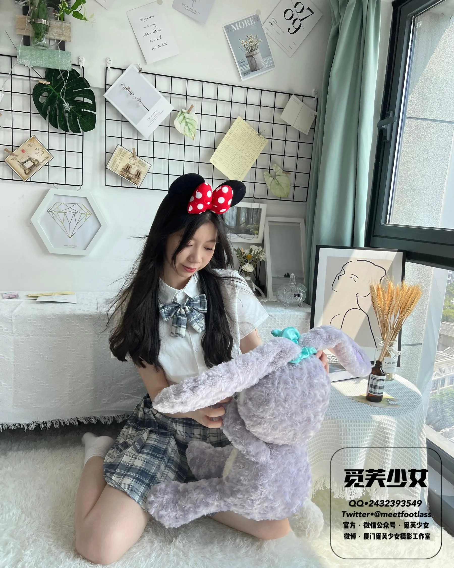 [觅芙少女]NO.003 风中摇曳的JK制服与18岁的青春一起绽放 [151P]插图4